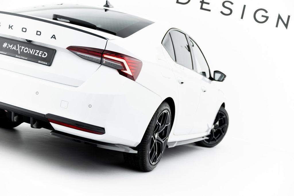 Splitters laterales traseros Skoda Octavia Sportline Liftback / Familiar Mk4 Facelift