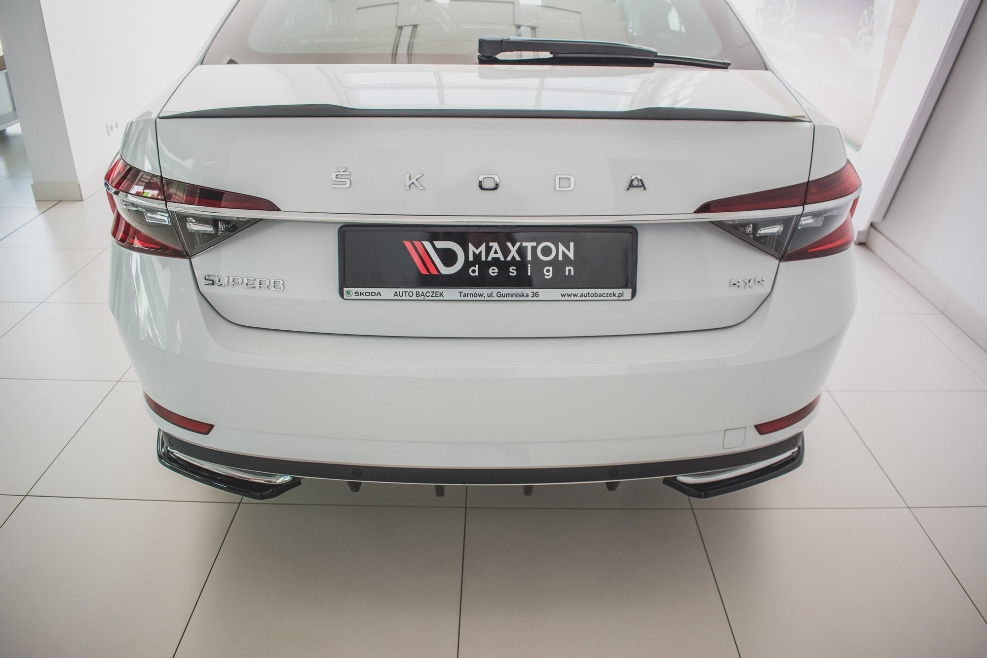 Splitters laterales traseros Skoda Superb Liftback / Familiar Mk3 Facelift