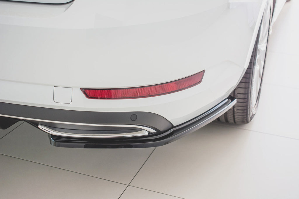 Splitters laterales traseros Skoda Superb Liftback / Familiar Mk3 Facelift