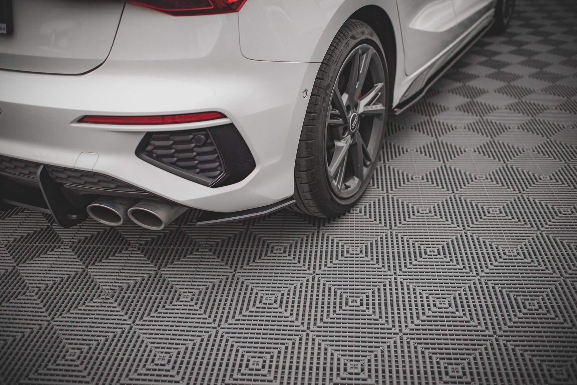 Splitters laterales traseros Street Pro Audi S3 Sportback 8y