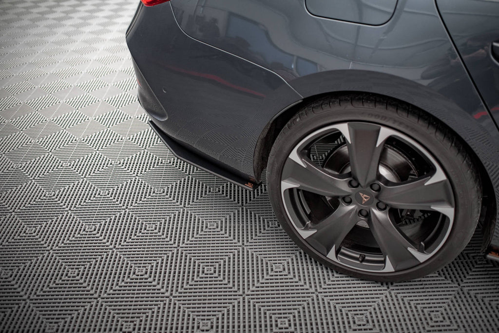Splitters laterales traseros Street Pro Cupra León ST Mk1