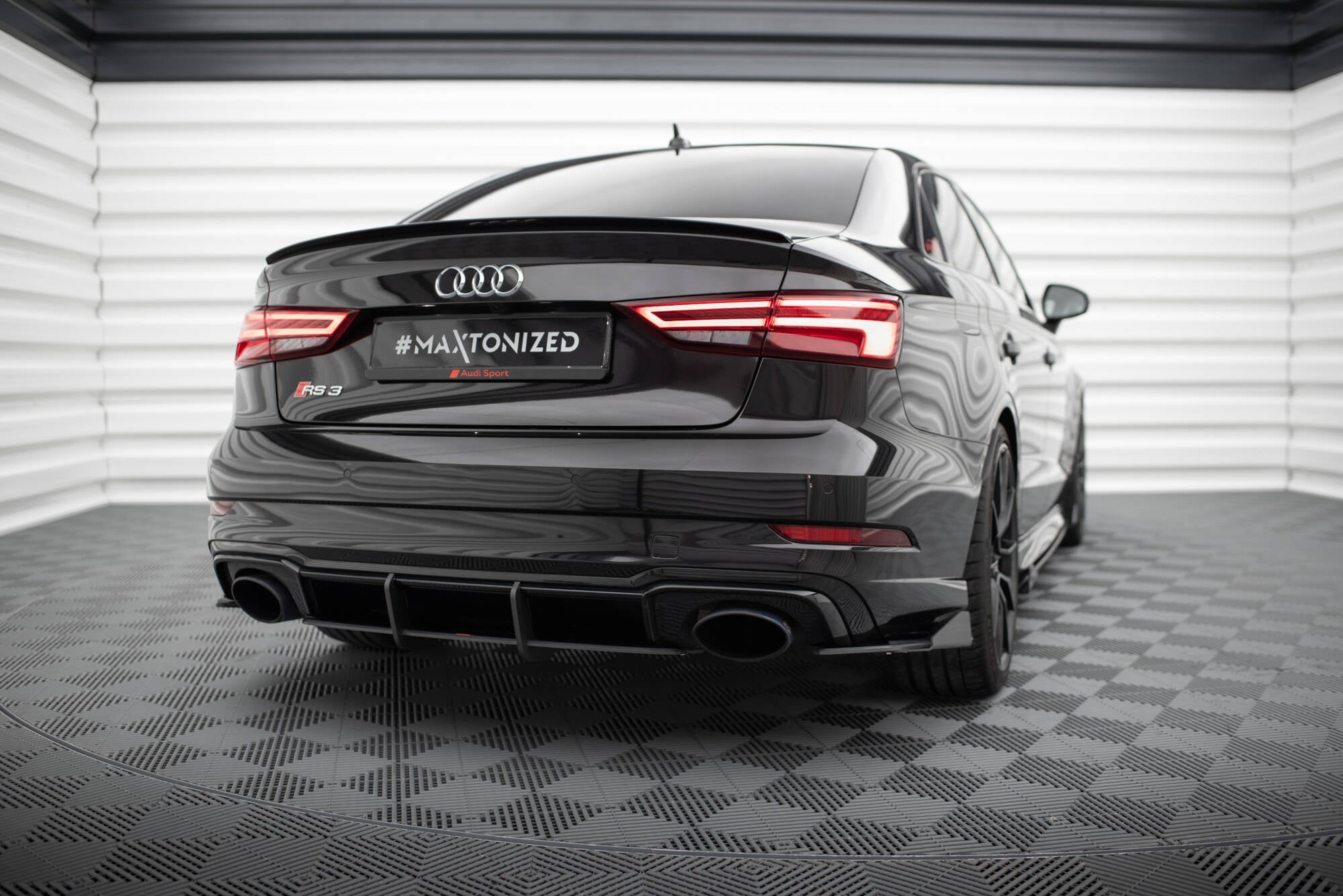 Splitters laterales traseros Street Pro + Flaps Audi RS3 Berlina Sedán 8V Facelift