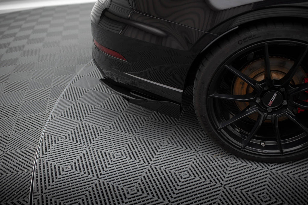 Splitters laterales traseros Street Pro + Flaps Audi RS3 Berlina Sedán 8V Facelift
