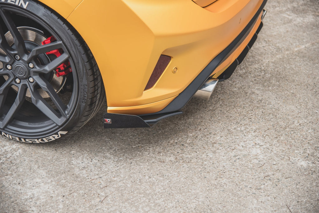Splitters laterales traseros Street Pro + Flaps Ford Focus ST Mk4