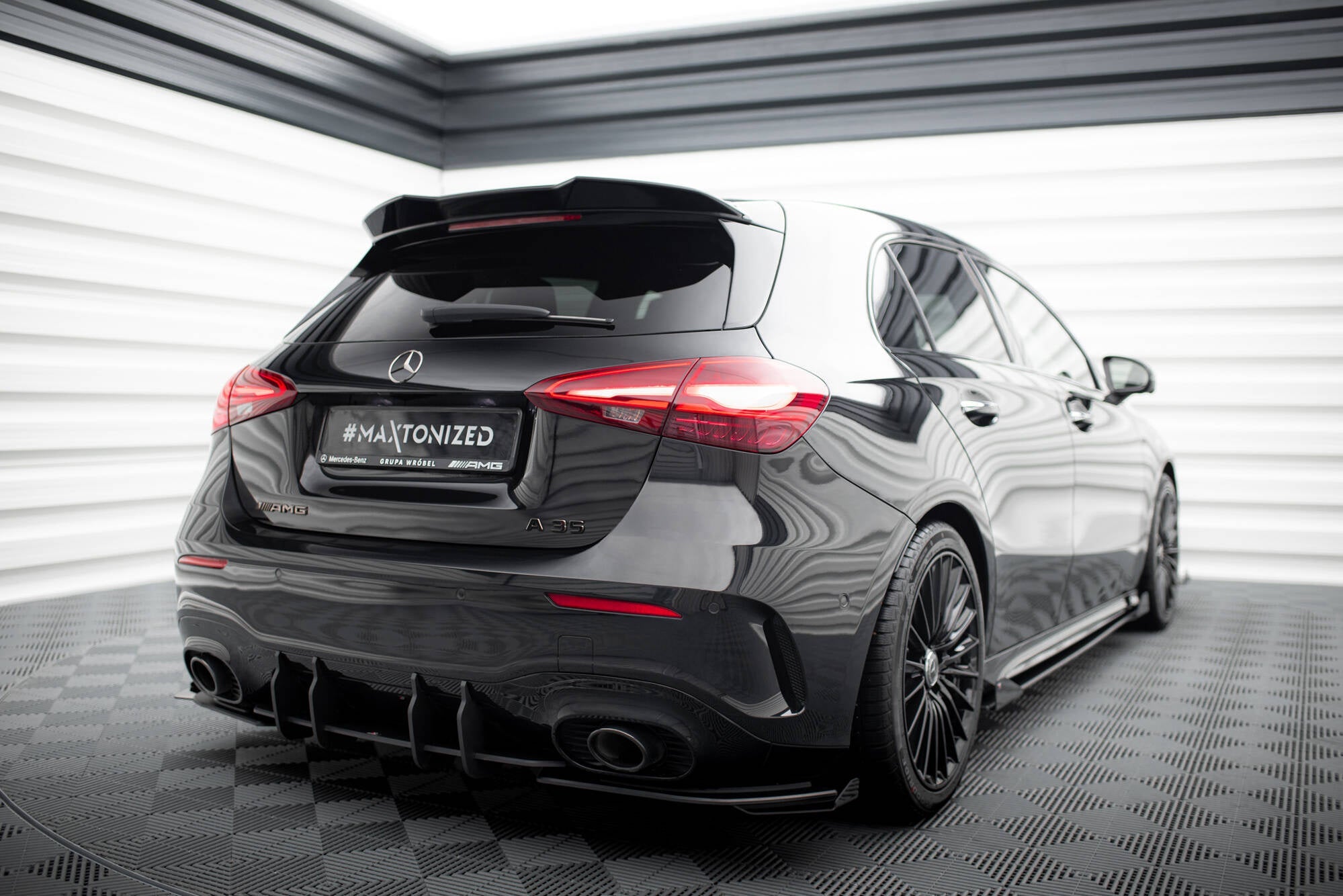 Splitters laterales traseros Street Pro Flaps Mercedes-AMG A35 Hatchback W177