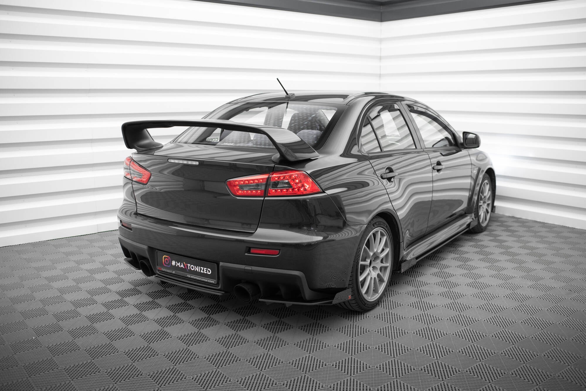 Splitters laterales traseros Street Pro Flaps Mitsubishi Lancer EVO X Mk10
