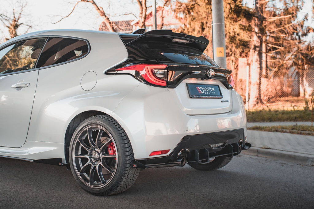 Splitters laterales traseros Street Pro + Flaps Toyota GR Yaris Mk4