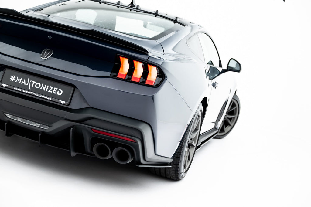 Splitters laterales traseros Street Pro Ford Mustang Dark Horse Mk7