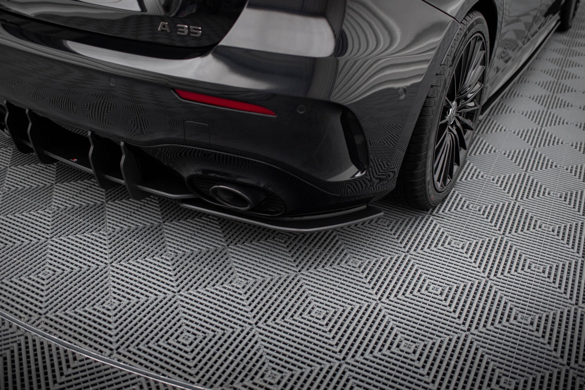 Splitters laterales traseros Street Pro Mercedes-AMG A35 Hatchback W177