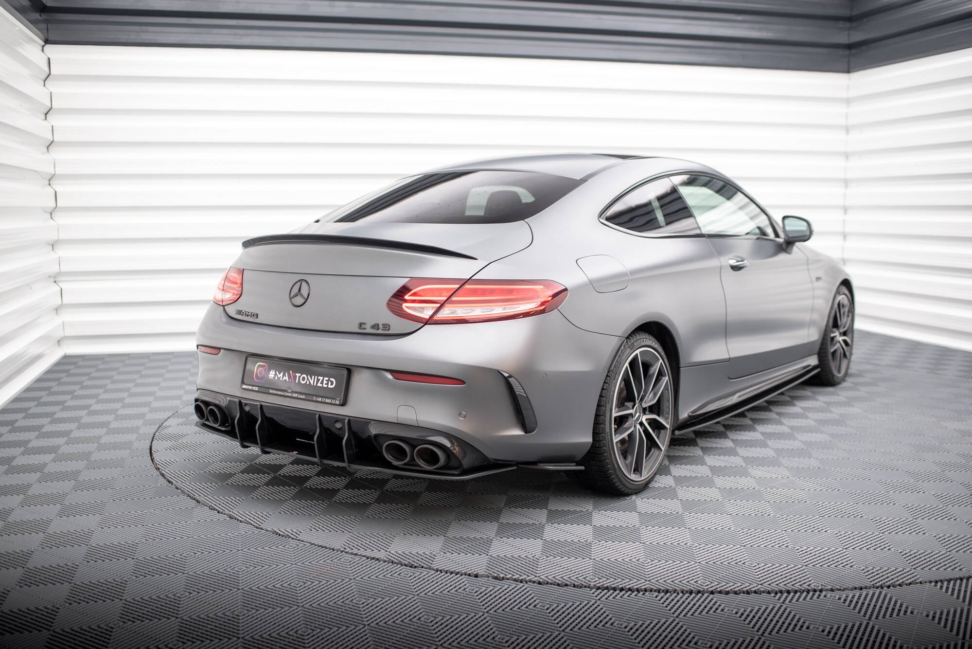 Splitters laterales traseros Street Pro Mercedes AMG C43 Coupé Cabrio C205 Facelift A205 Facelift