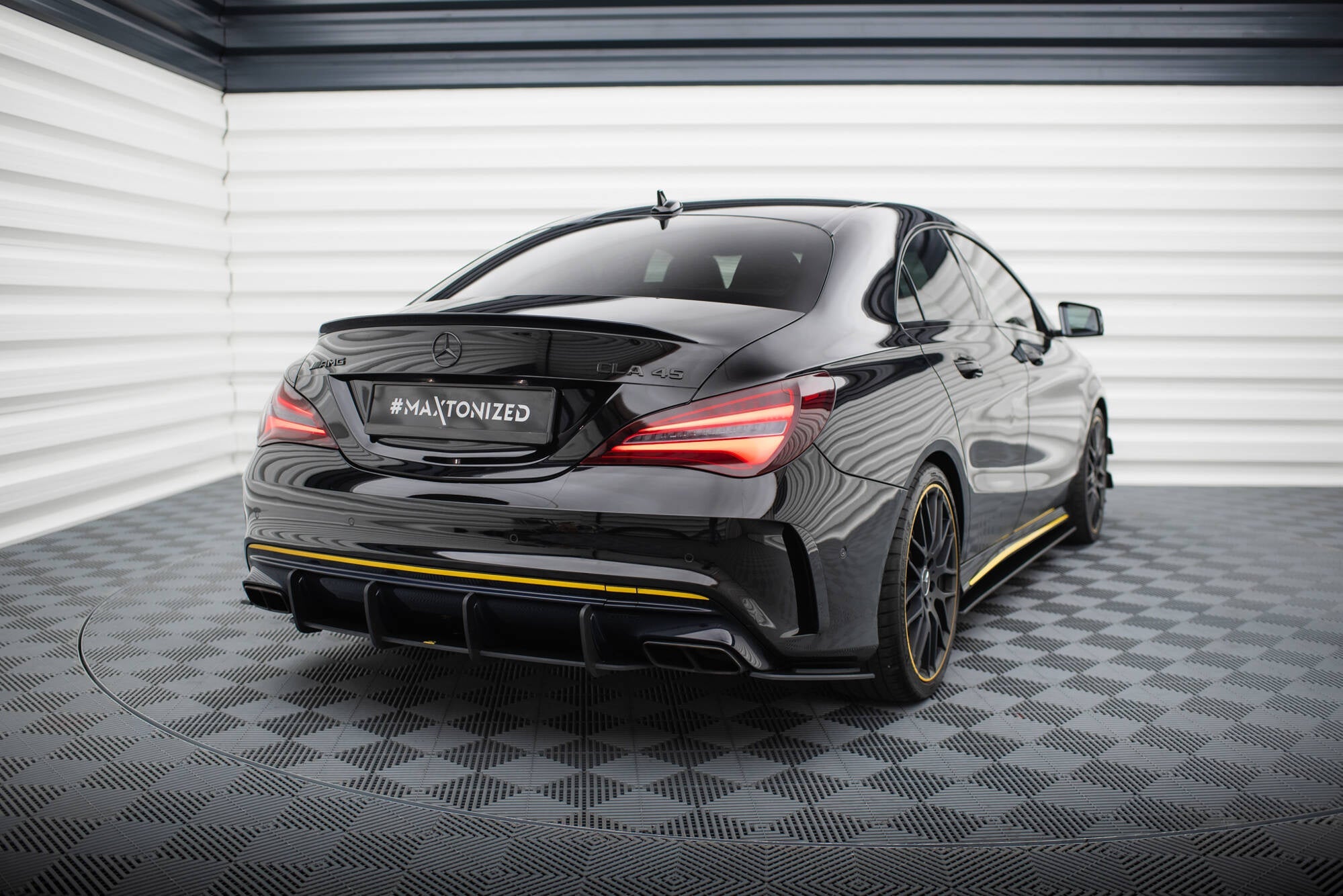 Splitters laterales traseros Street Pro Mercedes AMG CLA 45 C117 Facelift