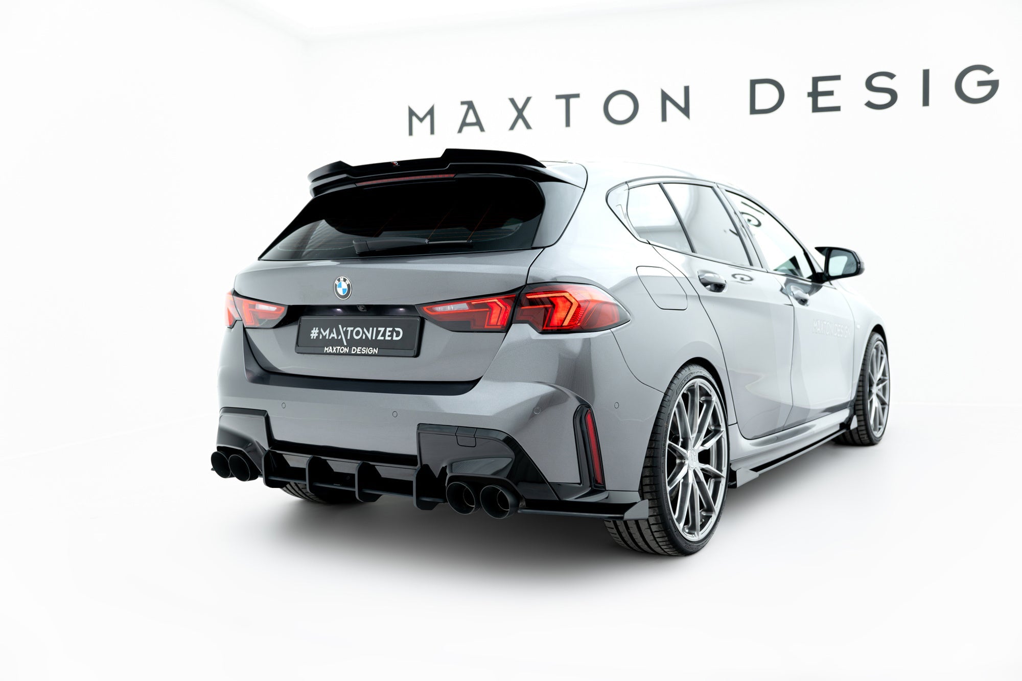 Splitters laterales traseros Street Pro V1 Flaps BMW M135i F70 M-Pack