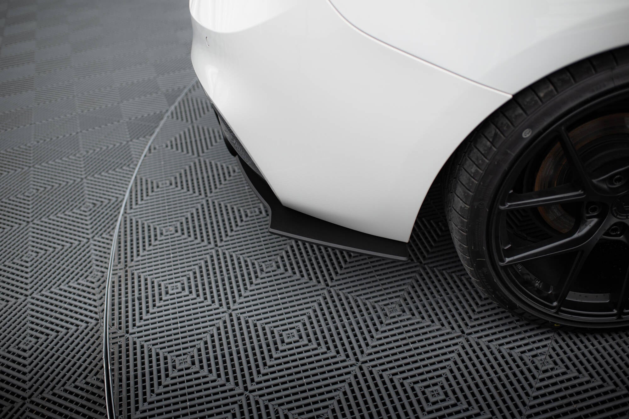 Splitters laterales traseros Street Pro V2 BMW Serie 1 F20 M140i M-Pack Facelift