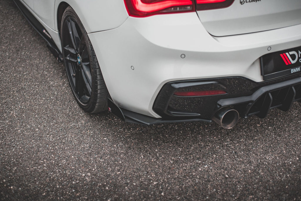 Street Pro V3 Rear Side Splitters Flaps BMW 1 Series F20 M140i