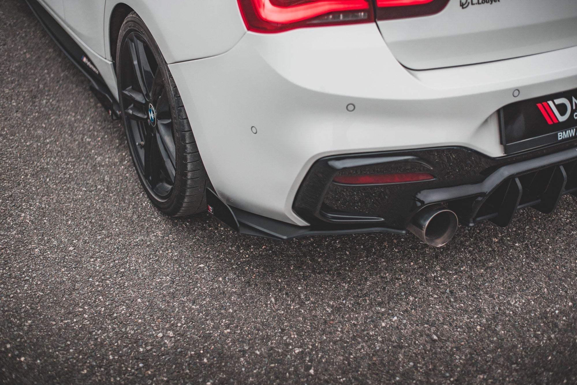 Splitters laterales traseros Street Pro V3 Flaps BMW Serie 1 F20 M140i