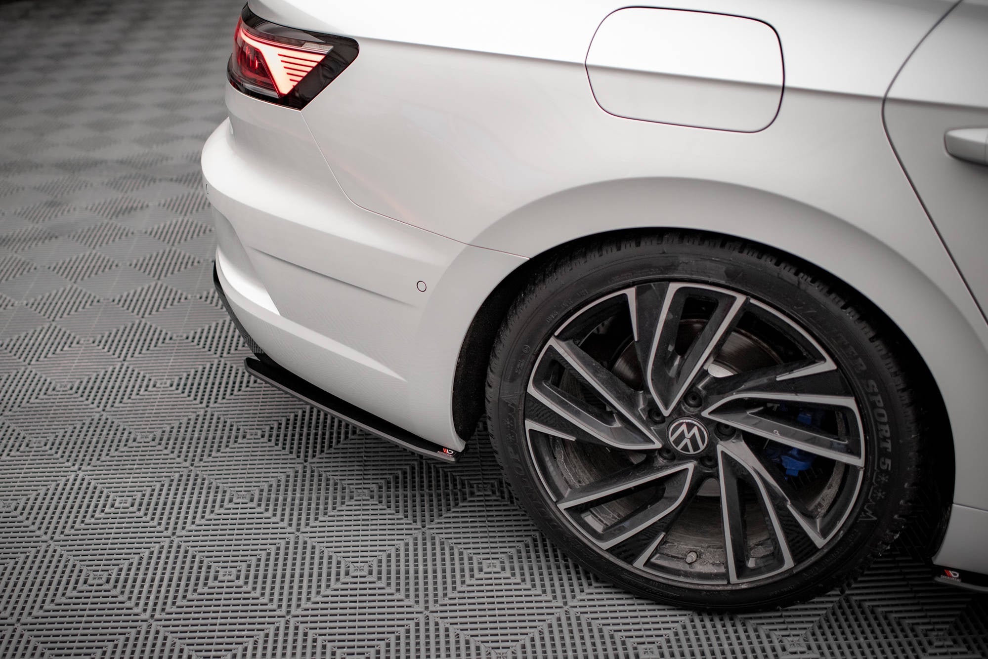 Splitters laterales traseros Street Pro Volkswagen Arteon R Berlina Sedán Shooting Brake Mk1 Facelift