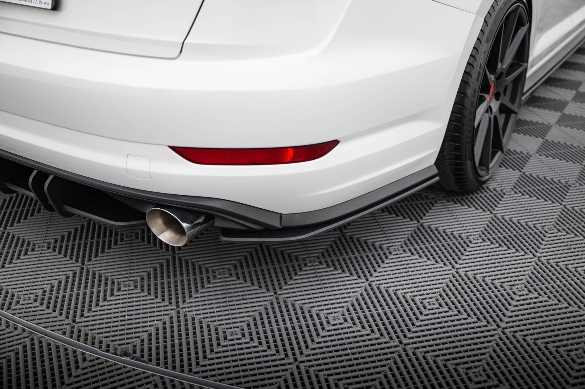 Splitters laterales traseros Street Pro Volkswagen Jetta GLI Mk7