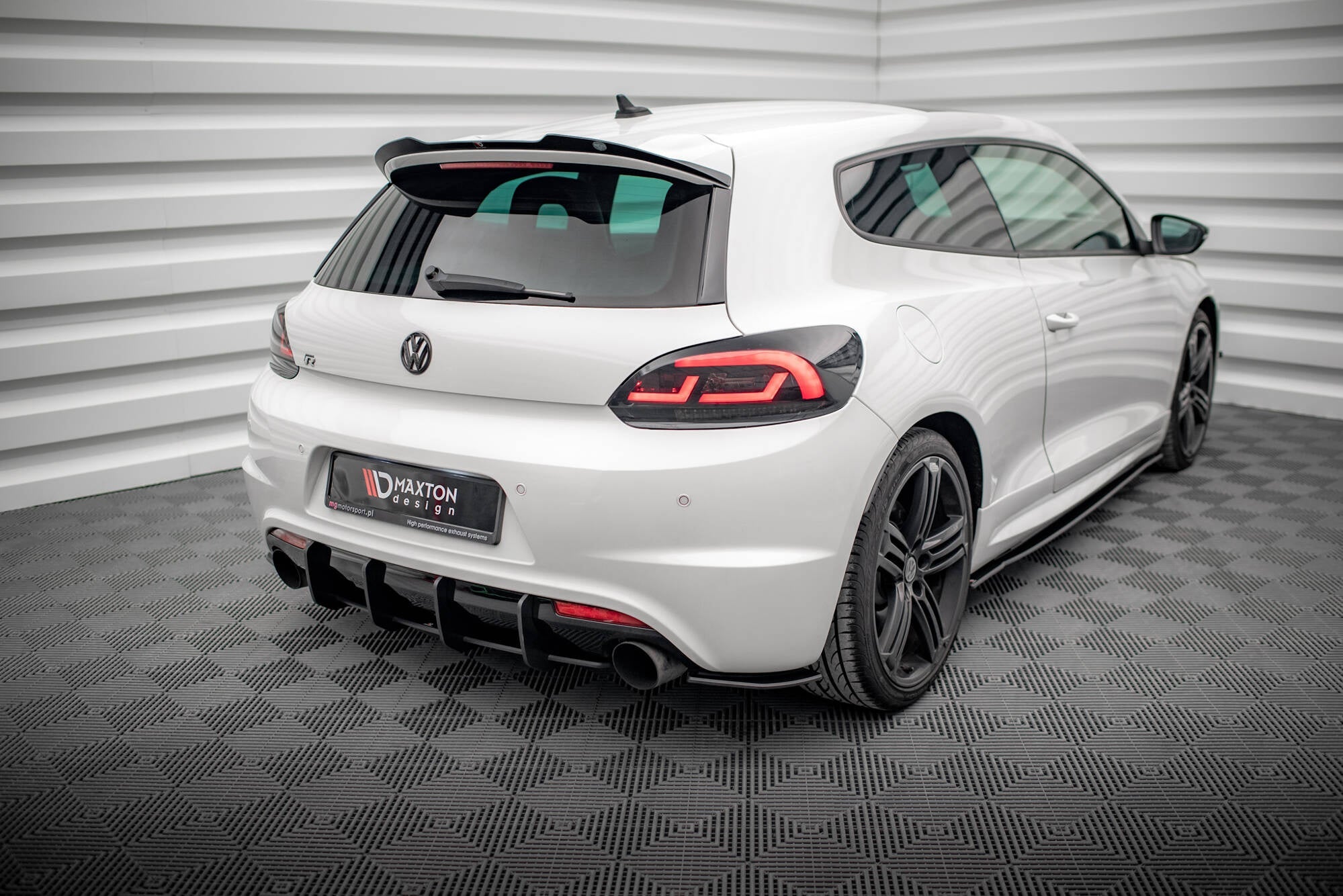 Splitters laterales traseros Street Pro Volkswagen Scirocco R Mk3