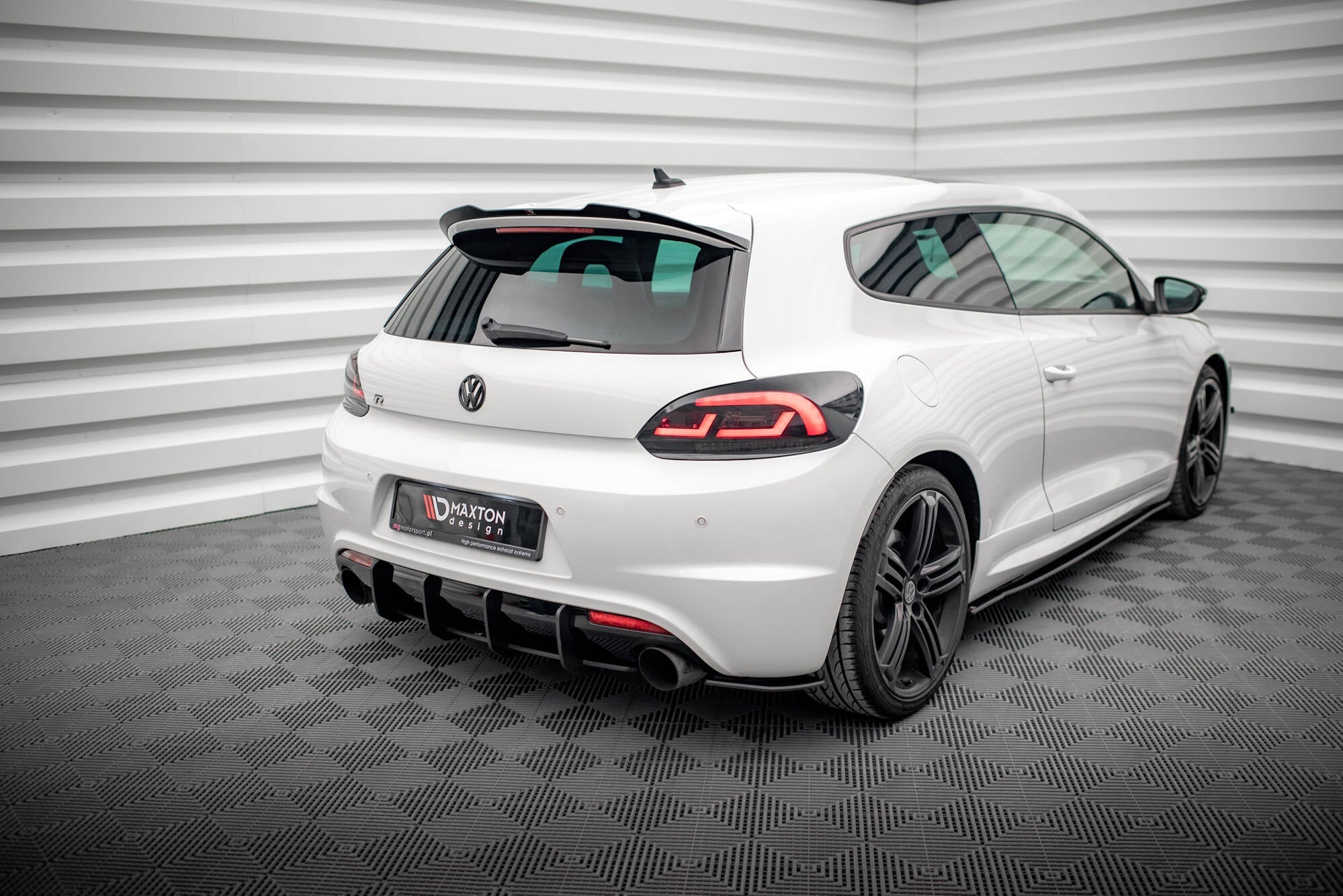 Splitters laterales traseros Street Pro Volkswagen Scirocco R Mk3