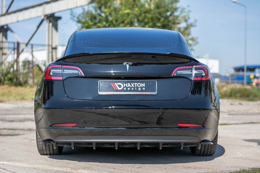 Splitters laterales traseros Tesla Model 3 Mk1 2017-2023