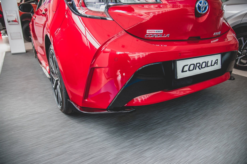 Splitters laterales traseros Toyota Corolla XII Hatchback