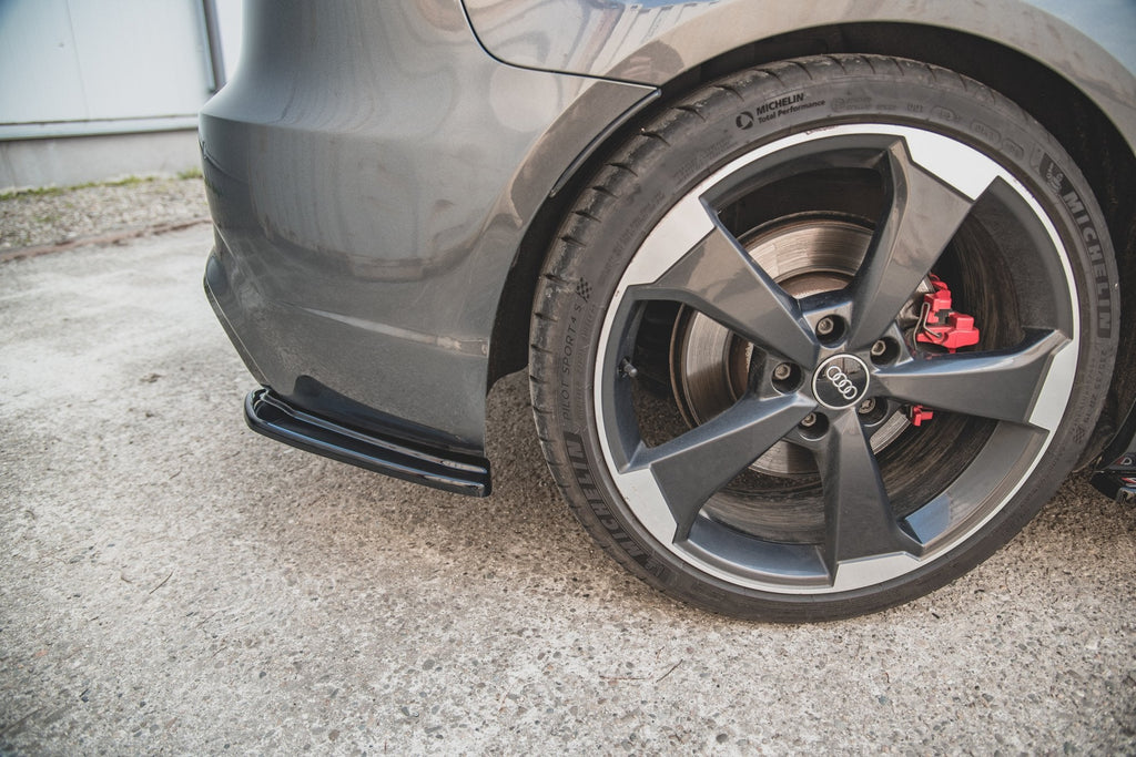Splitters laterales traseros V.1 Audi RS3 8V Sportback
