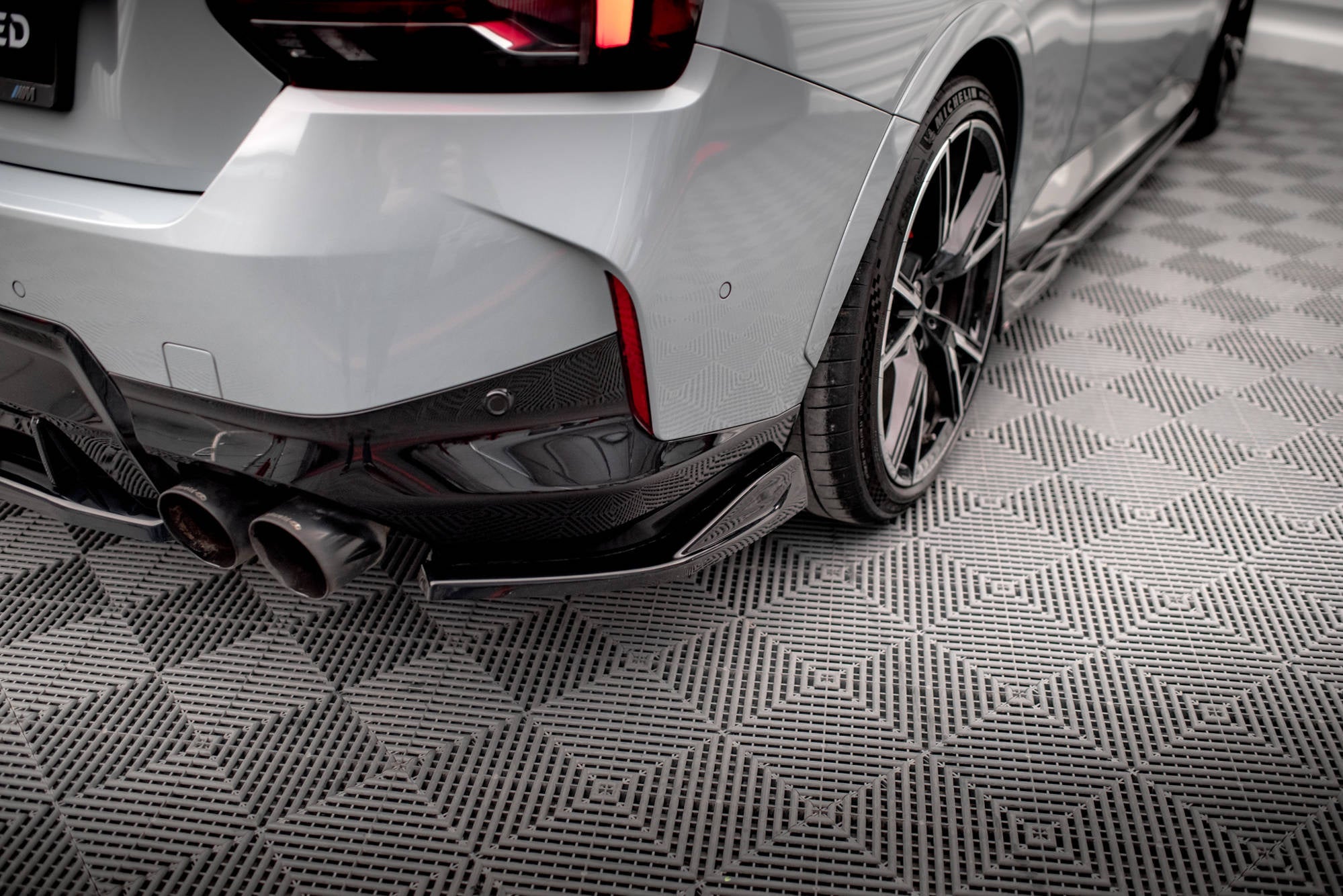Splitters laterales traseros V.1 BMW Serie 2 Coupé M240i G42