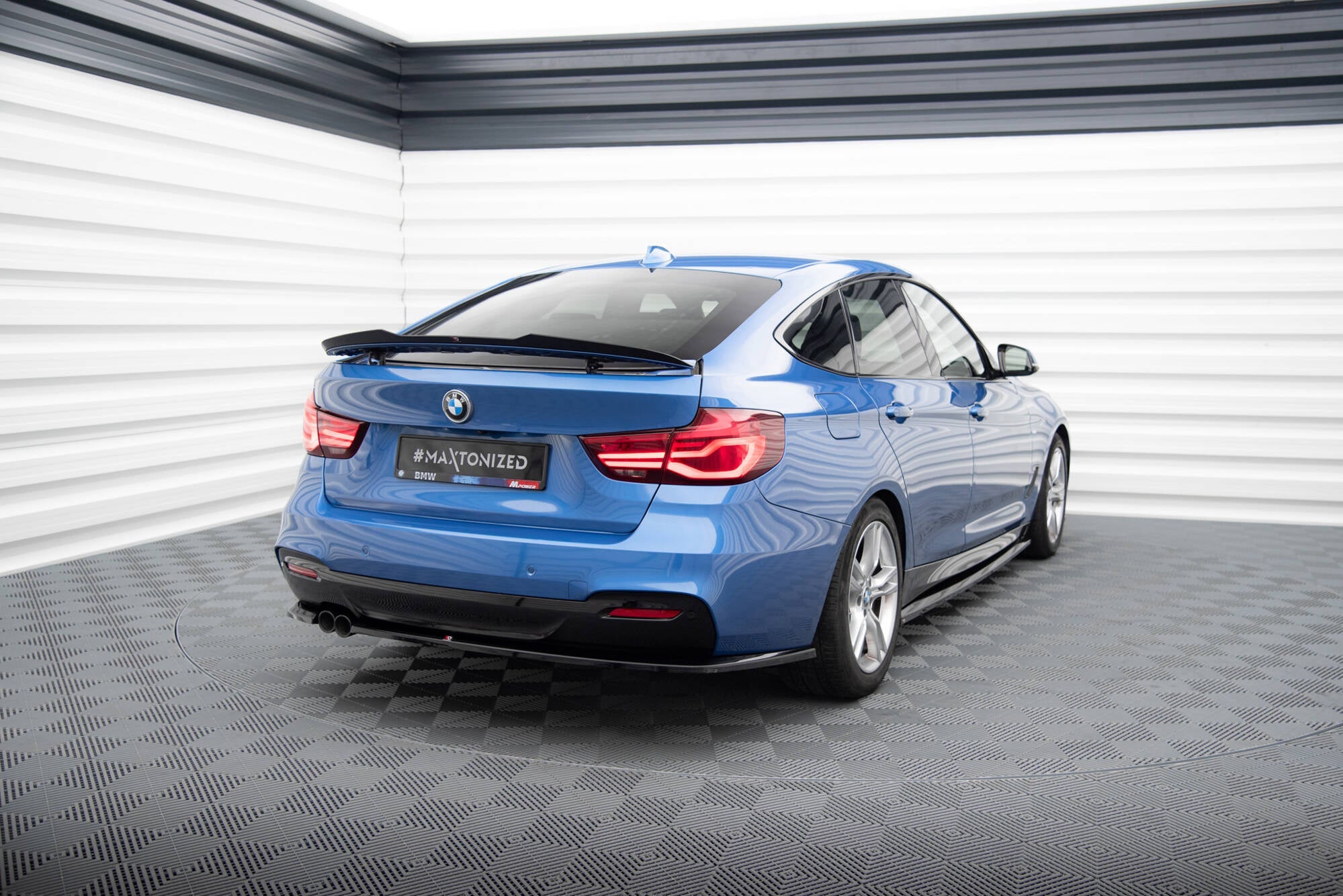 Splitters laterales traseros V.1 BMW Serie 3 GT M-Pack F34