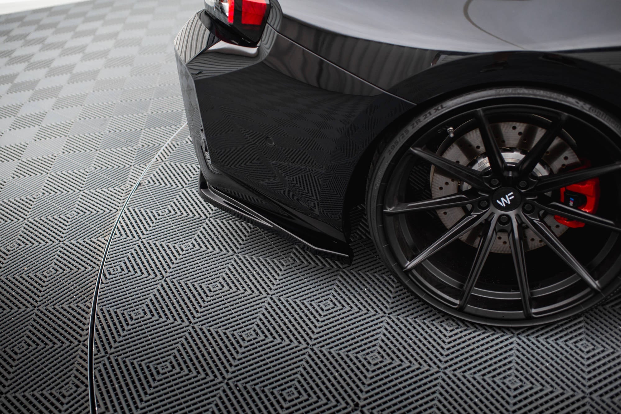 Splitters laterales traseros V.1 BMW M2 G87