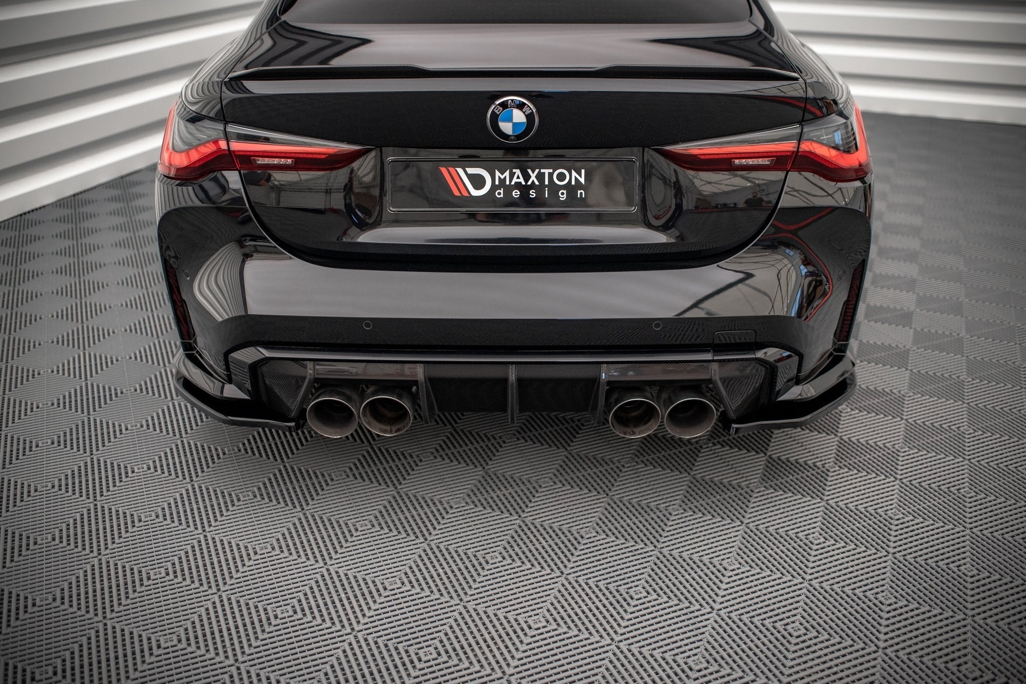 Splitters laterales traseros V.1 BMW M4 G82 / G82 Facelift