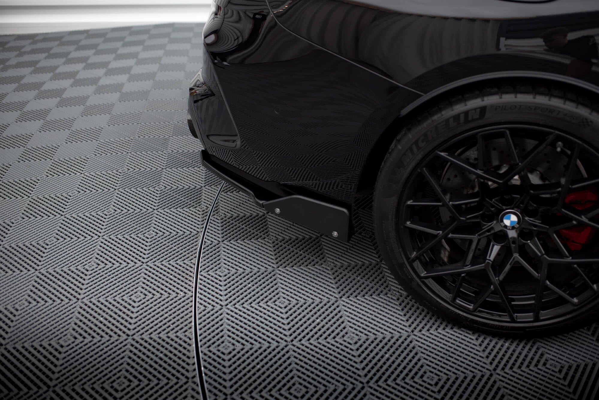 Splitters laterales traseros V.1 + Flaps BMW M8 Gran Coupé F93