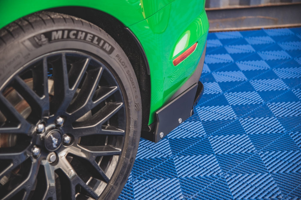 Splitters laterales traseros V.1 + Flaps Ford Mustang GT Mk6 Facelift