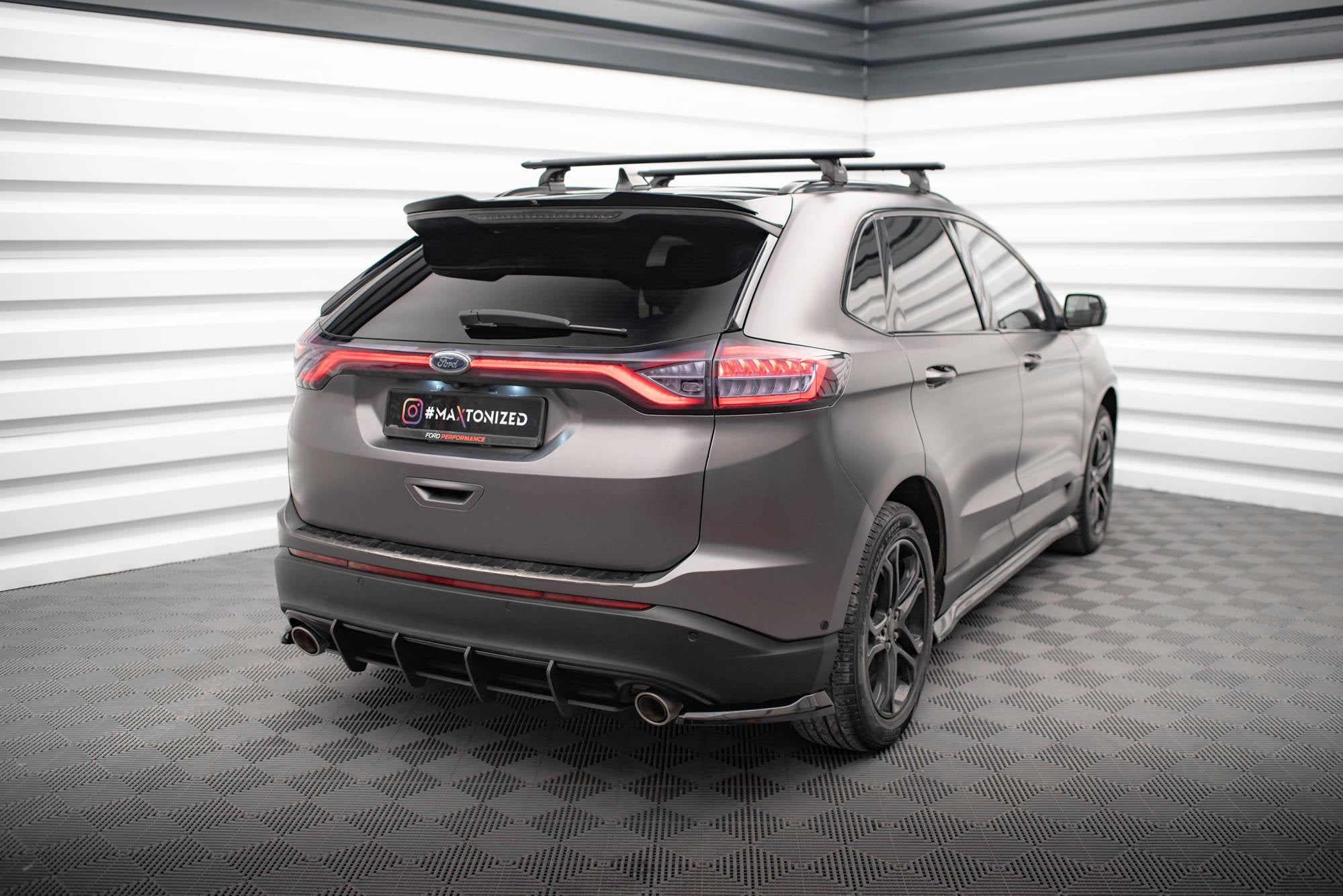Splitters laterales traseros V.1 Ford Edge Mk2