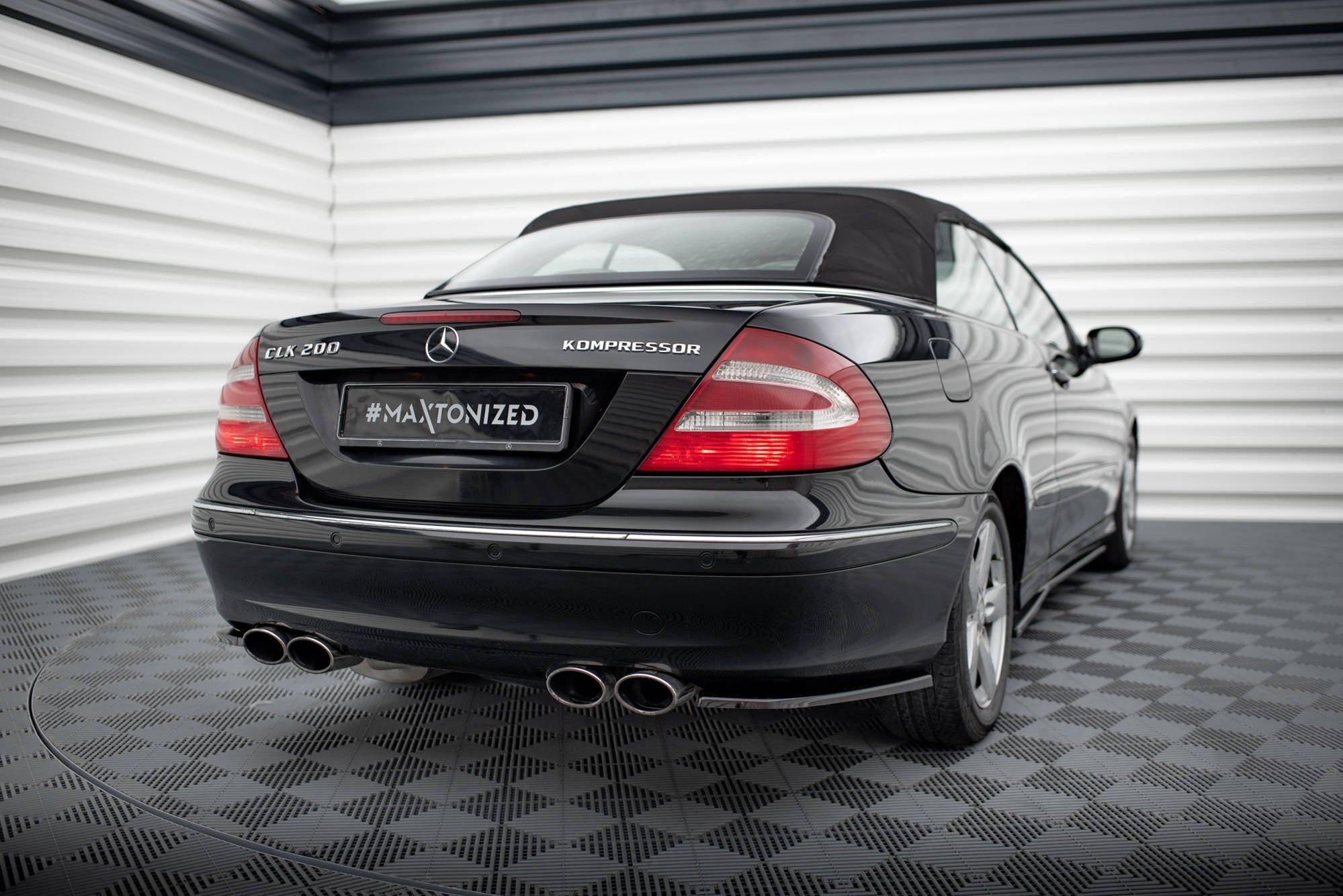 Splitters laterales traseros V.1 Mercedes-Benz CLK W209