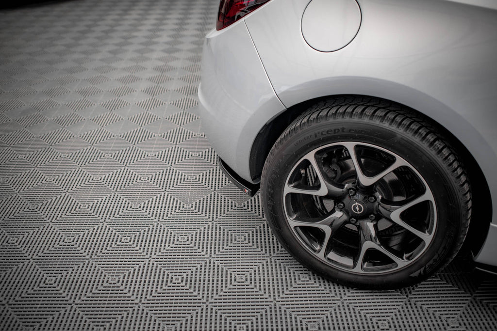 Splitters laterales traseros V.1 Opel Astra GTC OPC-Line J