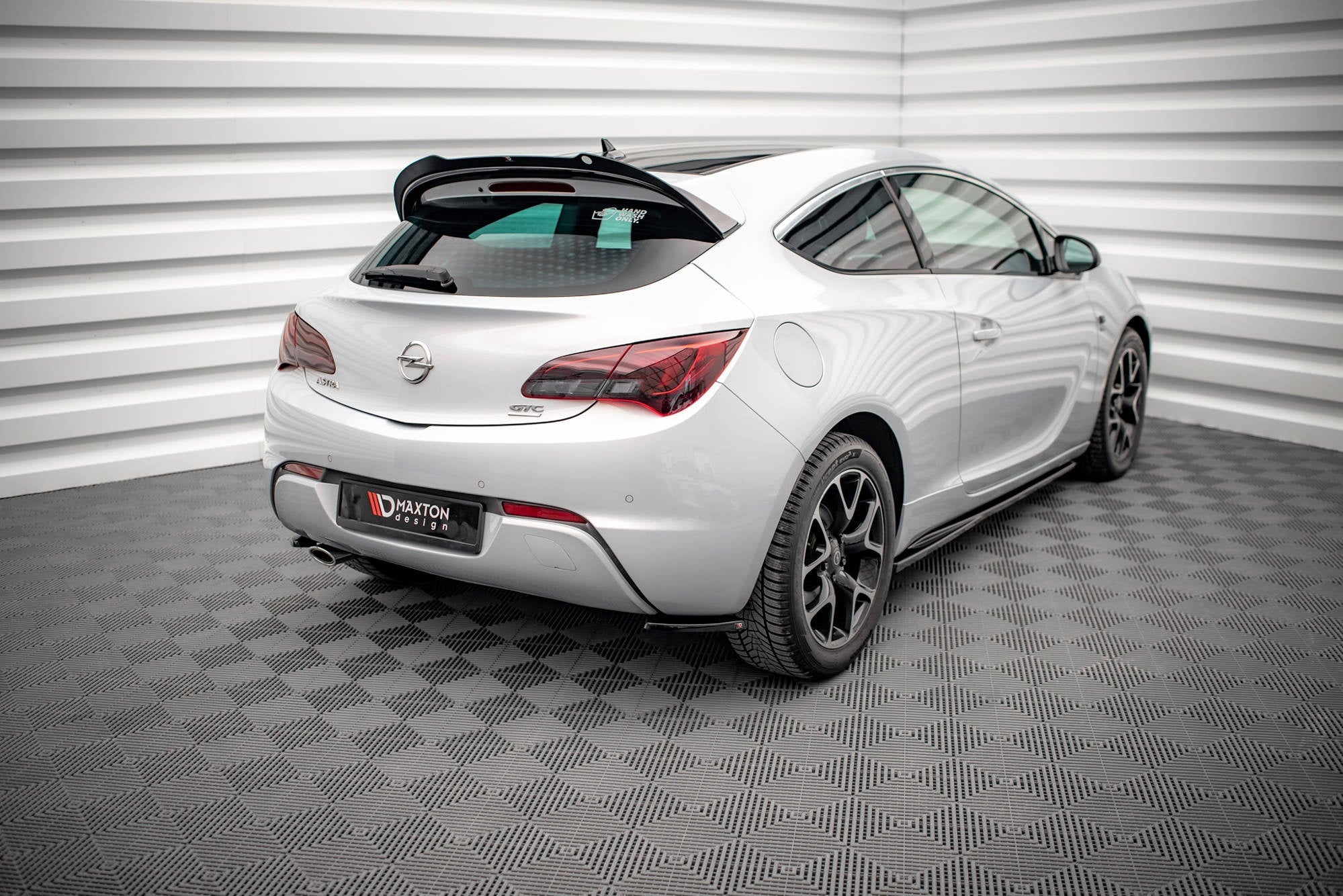 Splitters laterales traseros V.1 Opel Astra GTC OPC-Line J