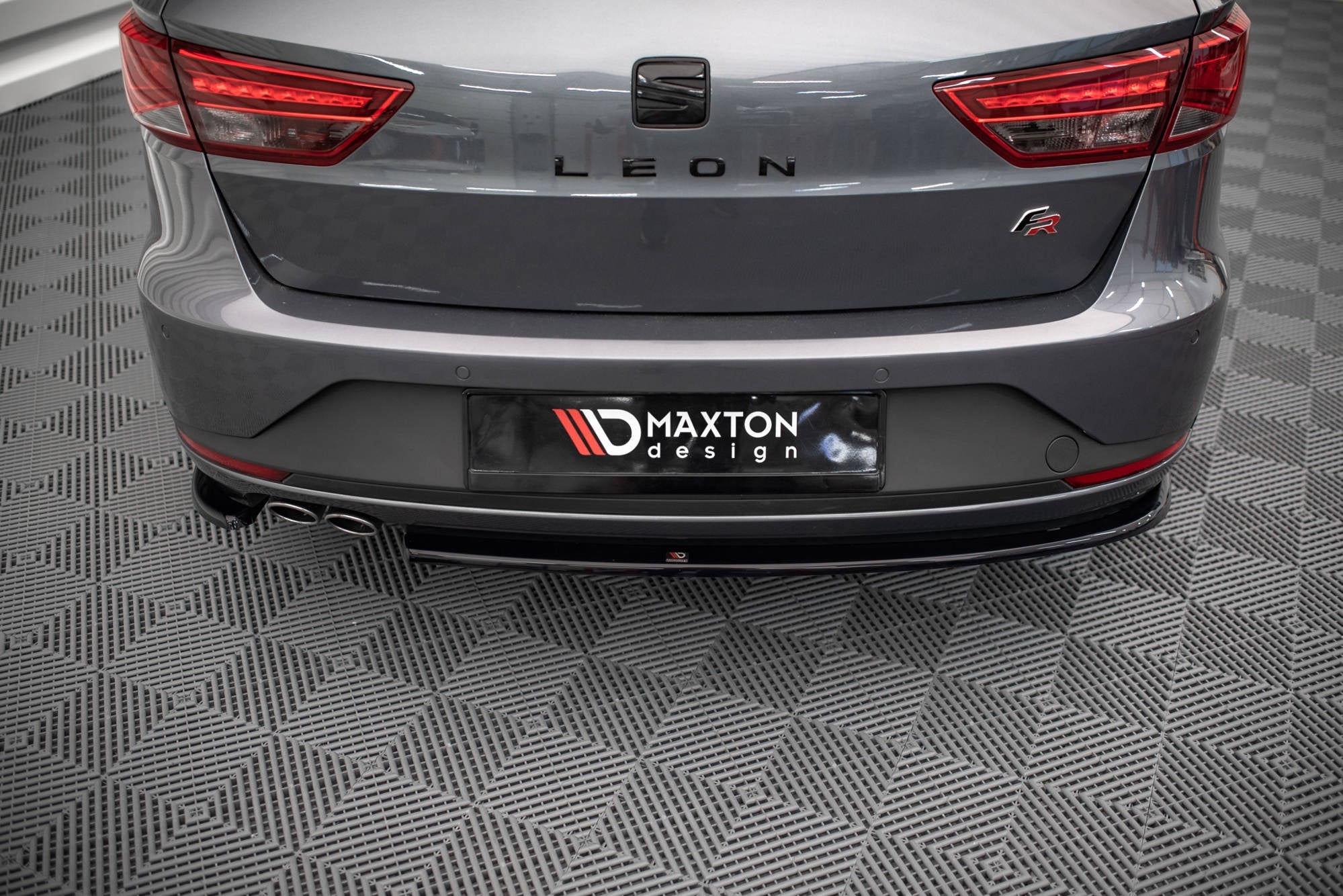 Splitters laterales traseros V.1 Seat León FR Sportstourer Mk3