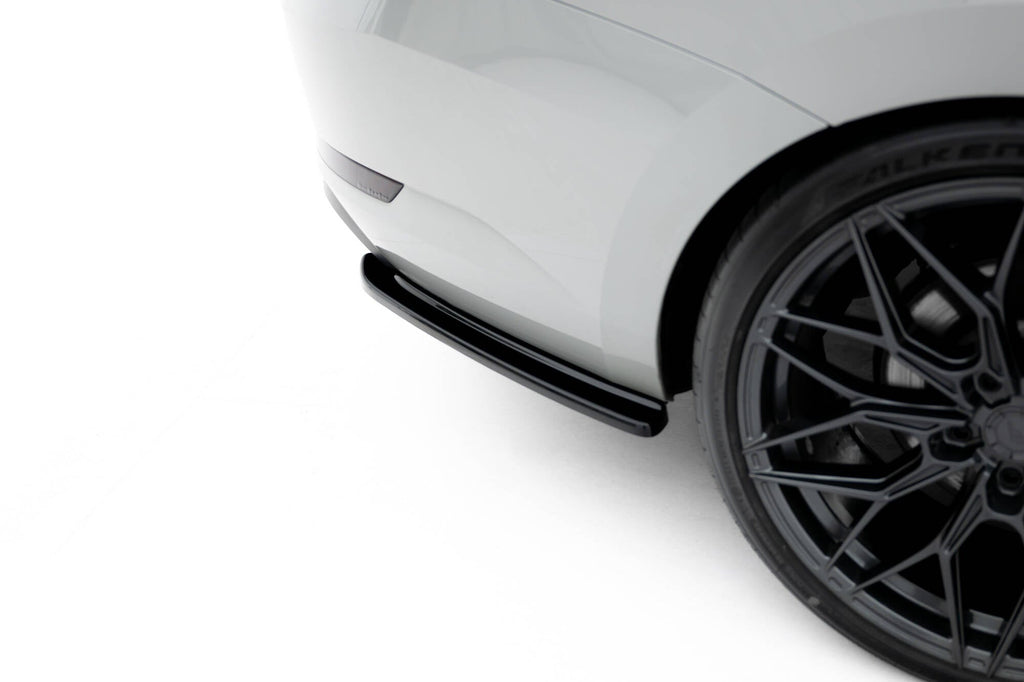 Splitters laterales traseros V.1 Skoda Superb Liftback / Familiar Mk3