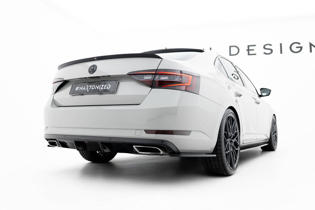 Splitters laterales traseros V.1 Skoda Superb Liftback / Familiar Mk3