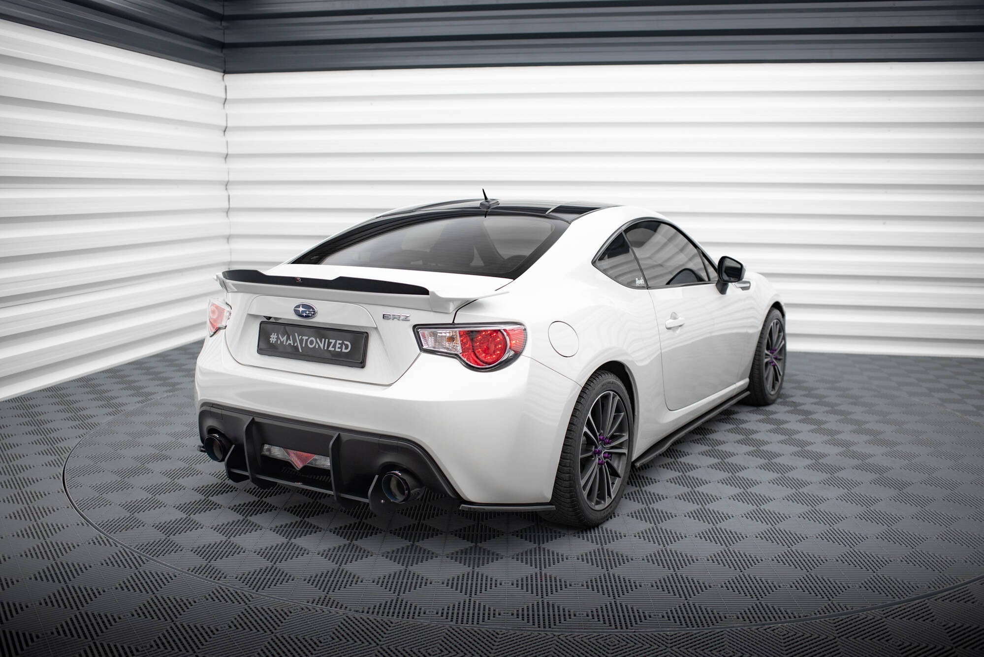 Splitters laterales traseros V.1 Subaru BRZ Mk1 / Mk1 Facelift