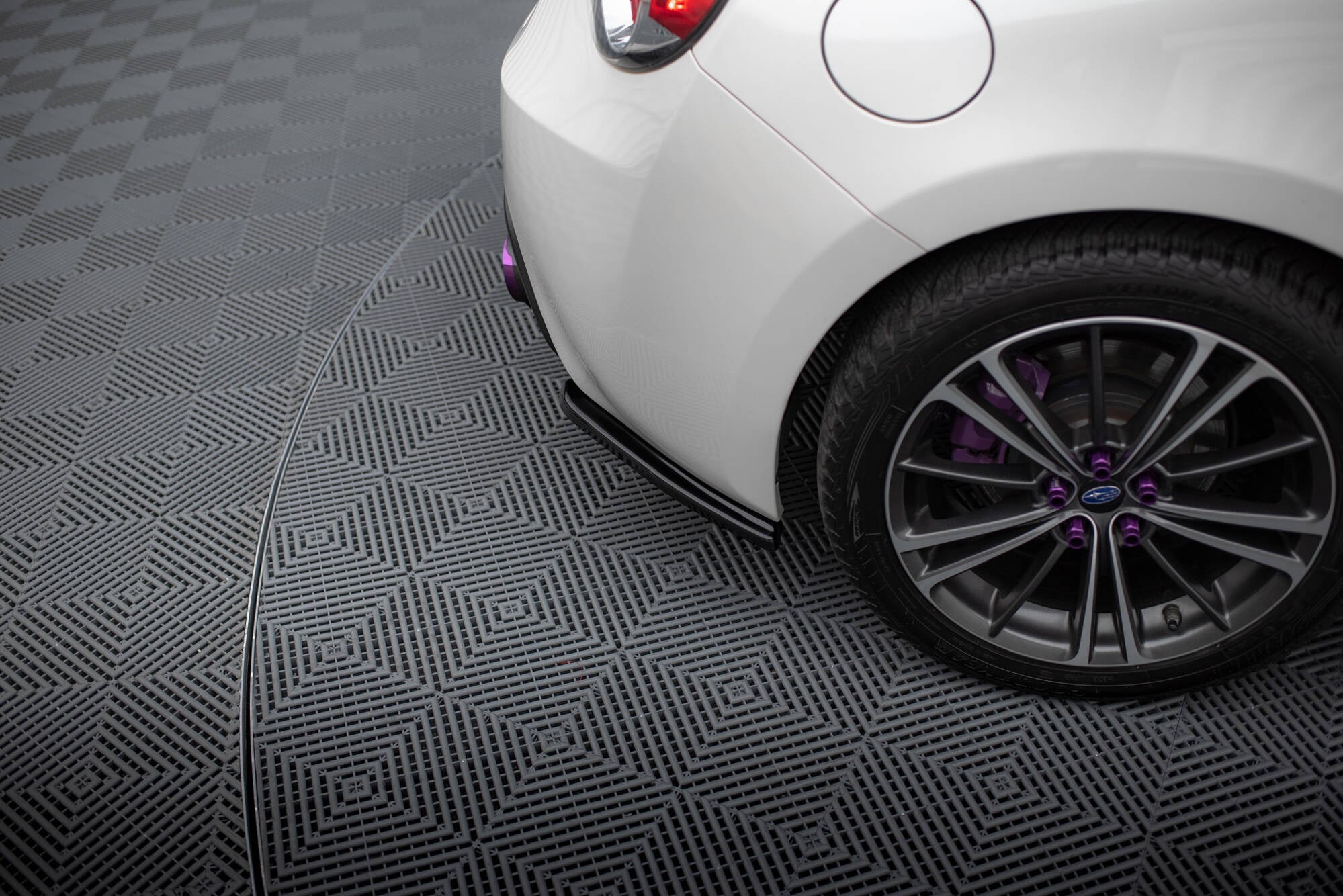 Splitters laterales traseros V.1 Subaru BRZ Mk1 / Mk1 Facelift