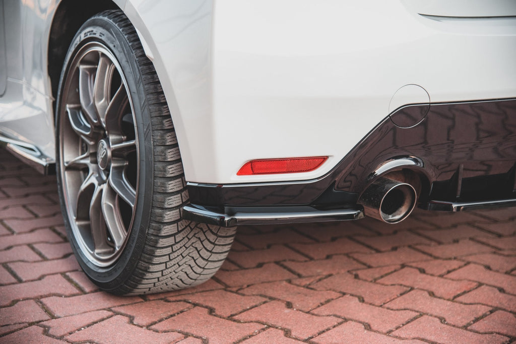 Splitters laterales traseros V.1 Toyota GR Yaris Mk4