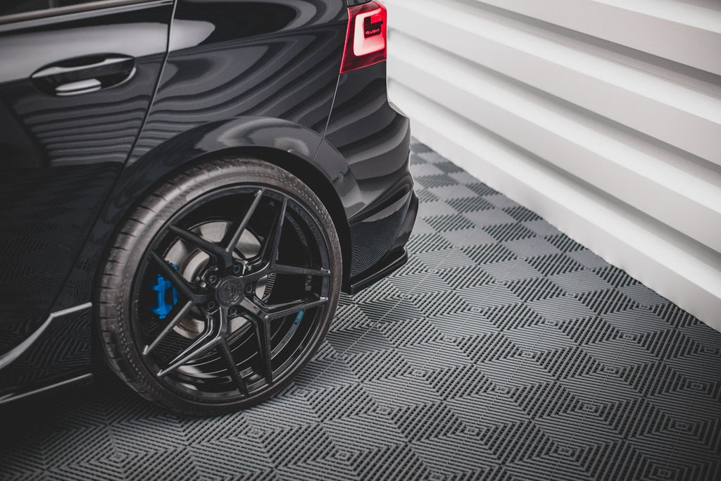 Splitters laterales traseros V.1 Volkswagen Golf R Hatchback Mk8