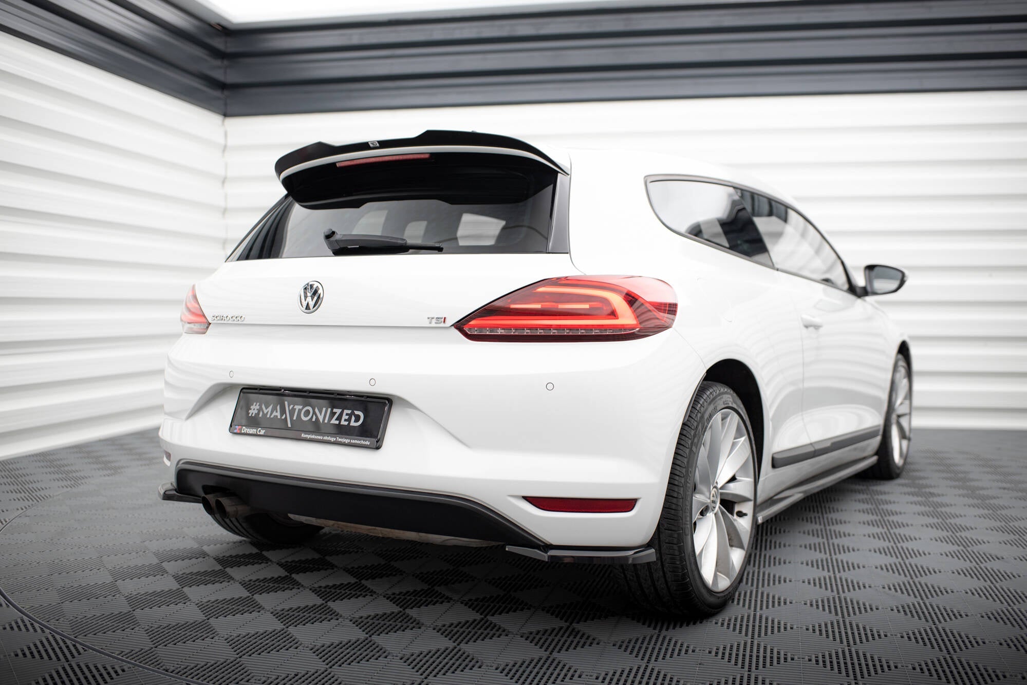 Splitters laterales traseros V.1 Volkswagen Scirocco Mk3 Facelift