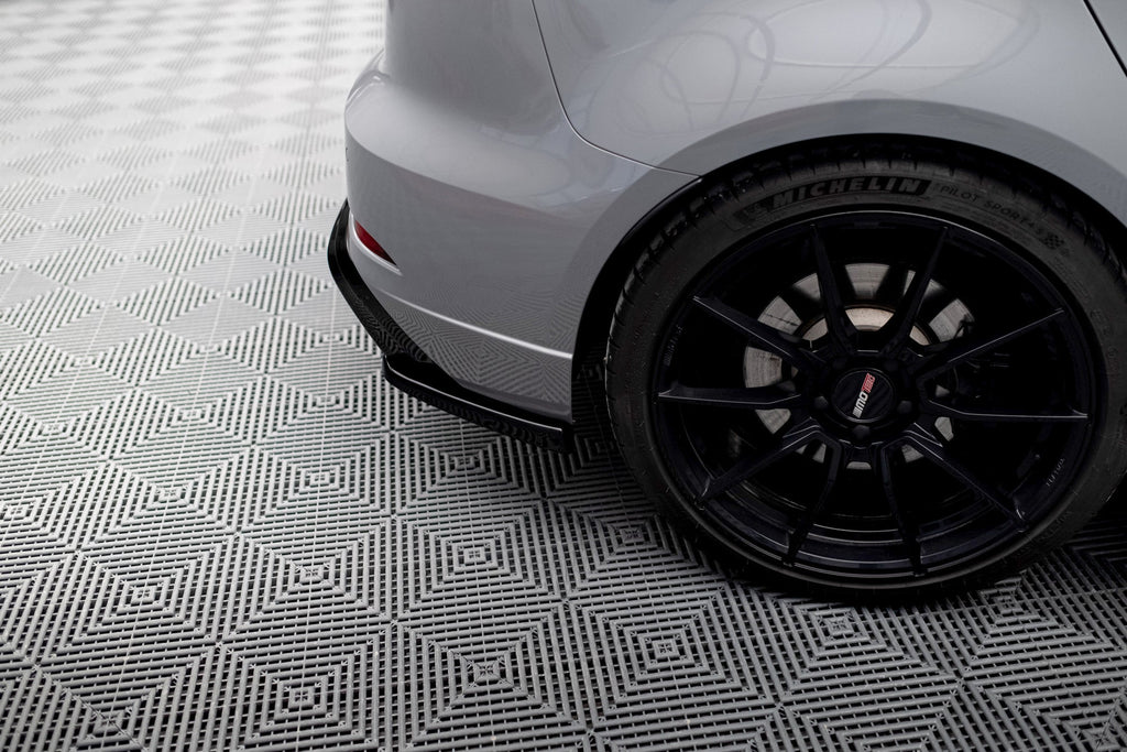 Splitters laterales traseros V.2 Audi RS3 8V Sportback Facelift