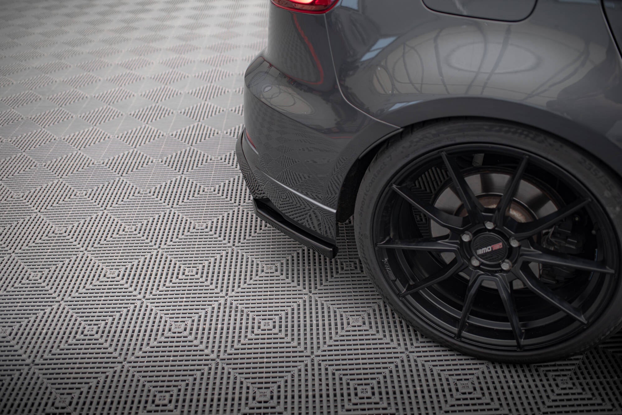 Splitters laterales traseros V.2 Audi S3 / A3 S-Line Sportback 8V Facelift
