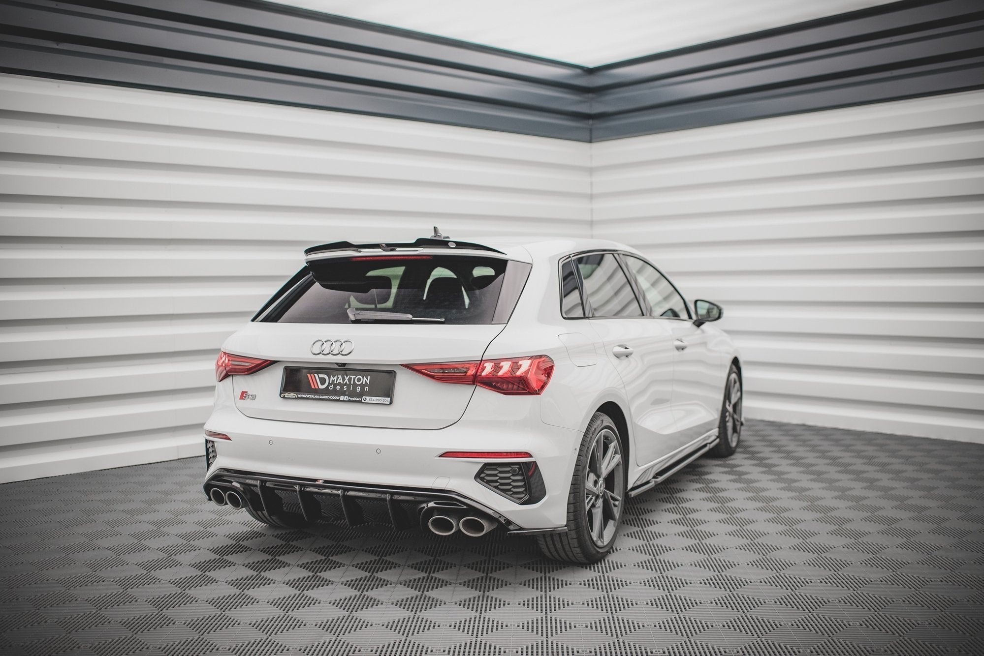Splitters laterales traseros V.2 Audi S3 / A3 S-Line Sportback 8Y
