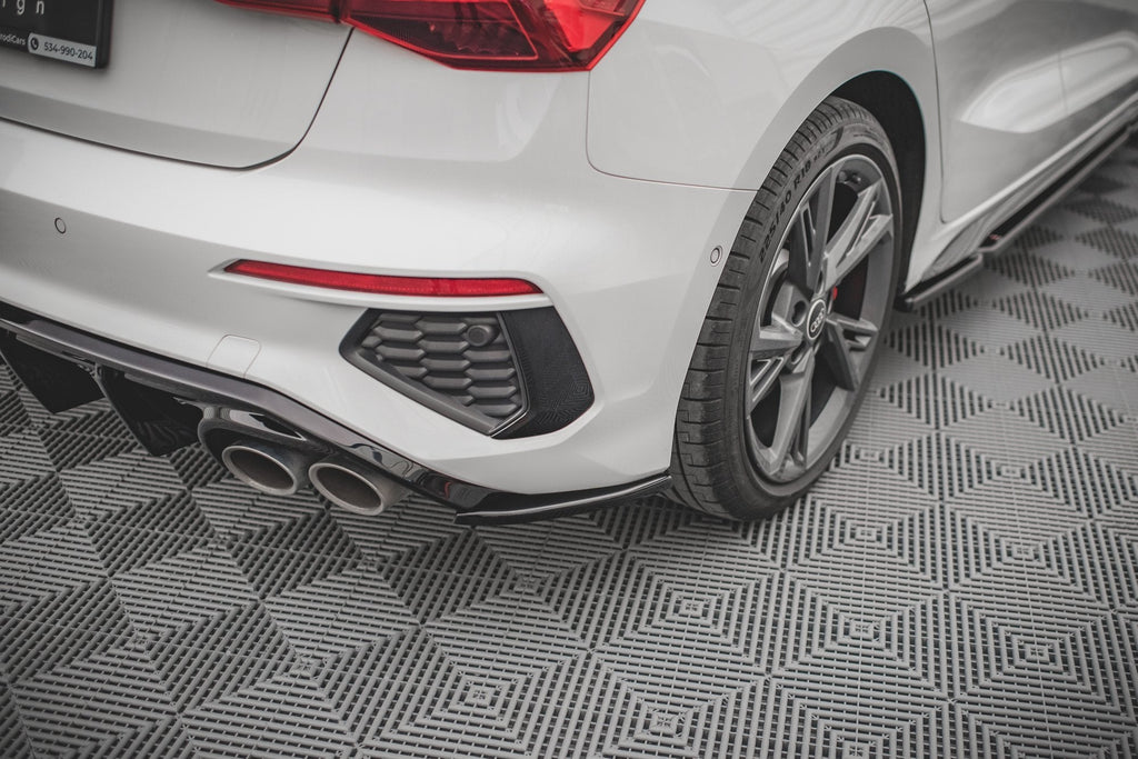 Splitters laterales traseros V.2 Audi S3 / A3 S-Line Sportback 8Y