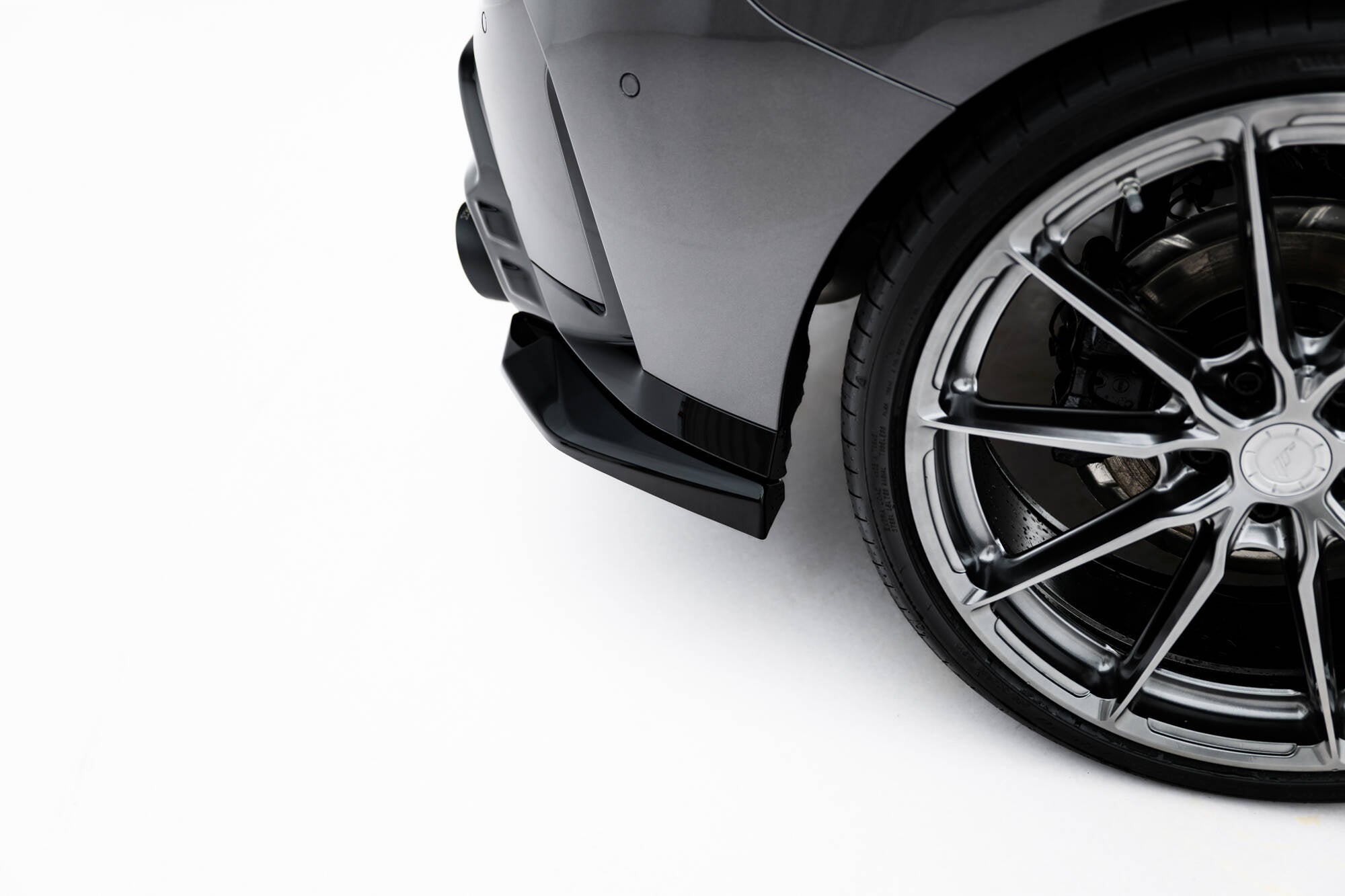 Splitters laterales traseros V.2 BMW M135i F70