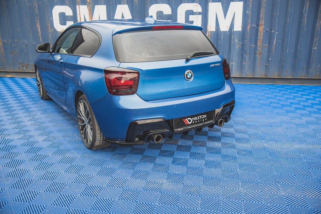 Splitters laterales traseros V2 DO añadido V1 BMW M135i F20